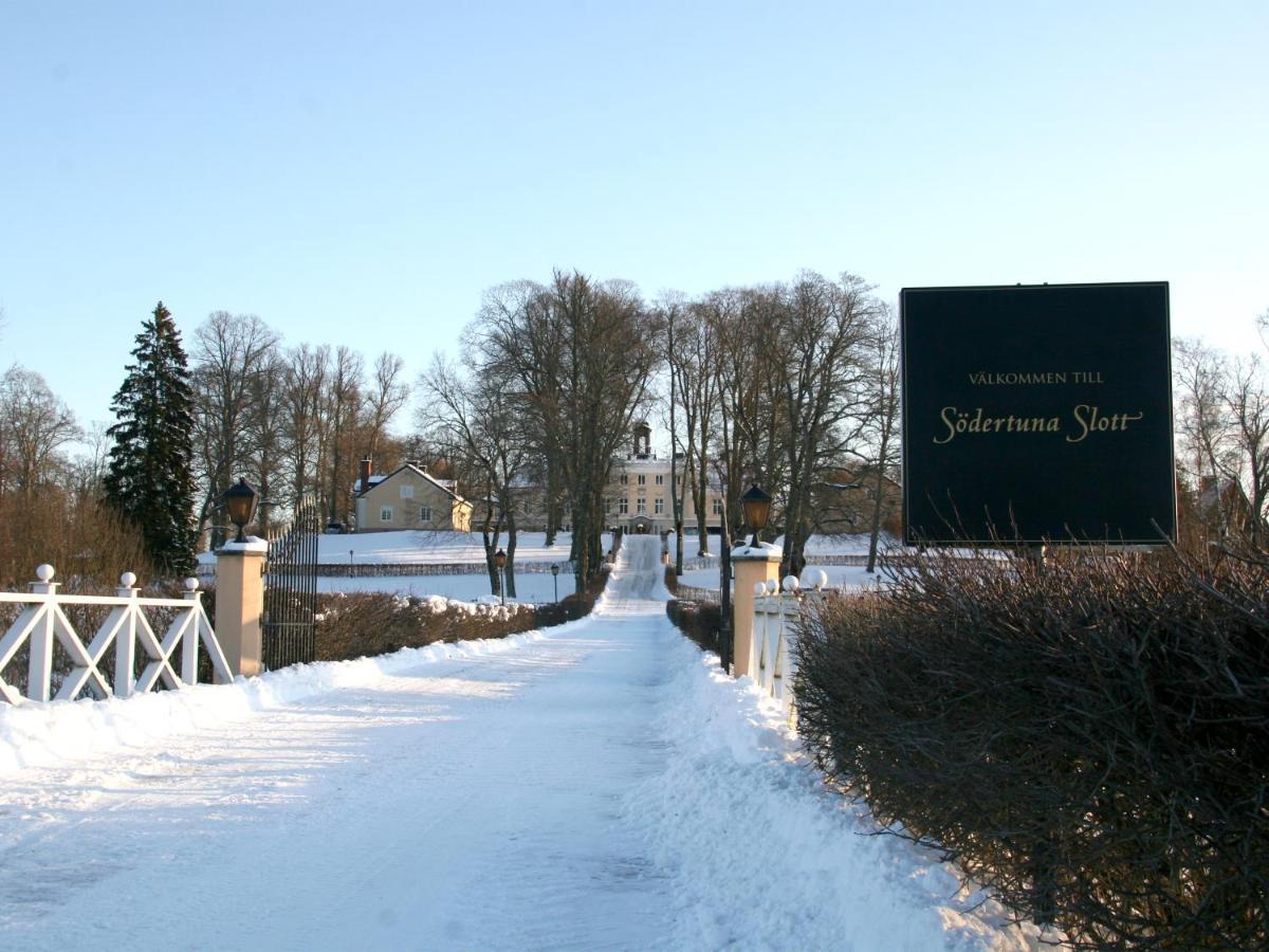 Soedertuna Slott Gnesta Bagian luar foto