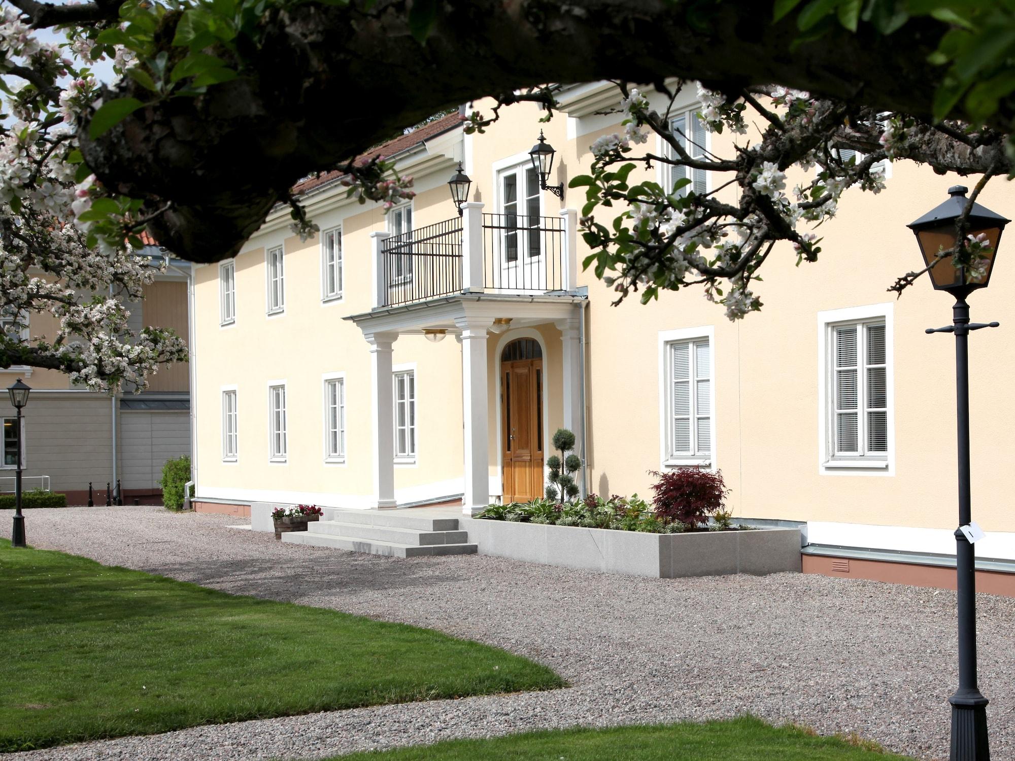 Soedertuna Slott Gnesta Bagian luar foto